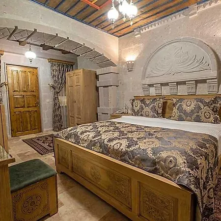 Underground Cave * Аванос